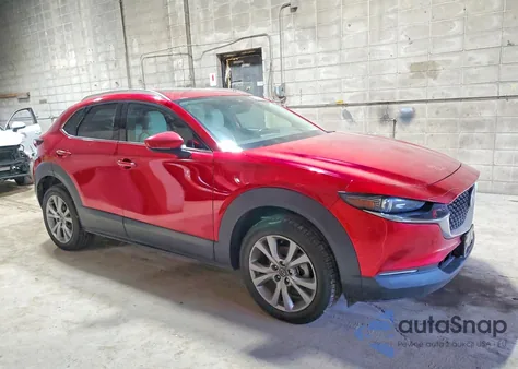 2021 Mazda Cx-30 Premium z USA, uszkodzony, nr VIN 3MVDMBDMXMM215689